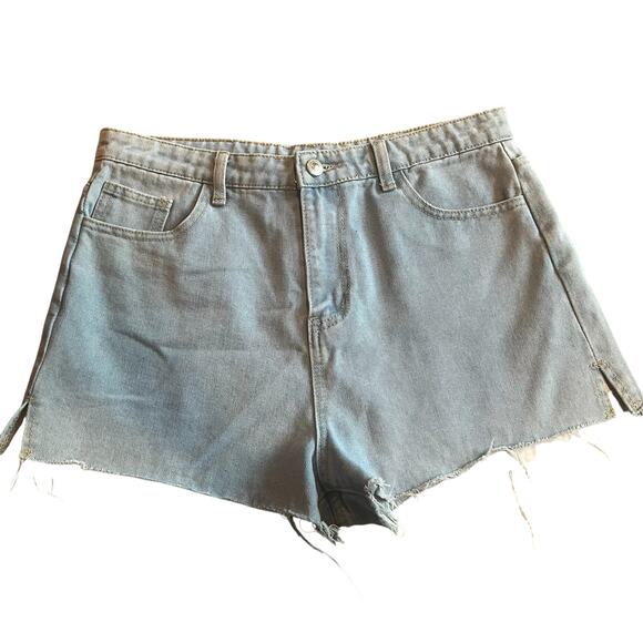 NWT! Princess Polly Light Wash Jean Shorts Size 10 - Picture 1 of 5